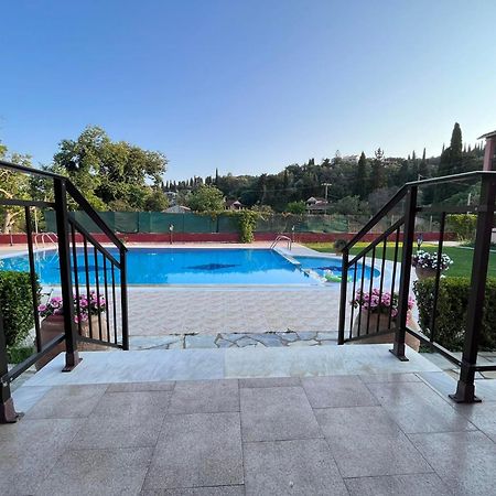 Gregory-Vassilis Apartments Dassia  Luaran gambar