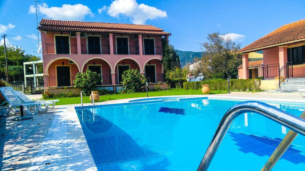 Gregory-Vassilis Apartments Dassia  Luaran gambar