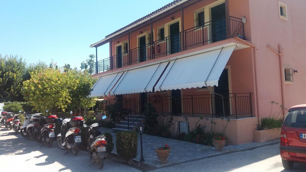 Gregory-Vassilis Apartments Dassia  Luaran gambar